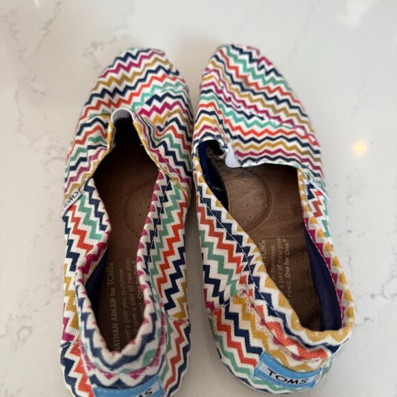 Jonathan Adler x TOMS - Size 9 - Picture 4 of 5